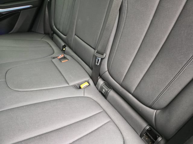 Used 2020 BMW X5 sDrive40i w/ Convenience Package RWD image 11