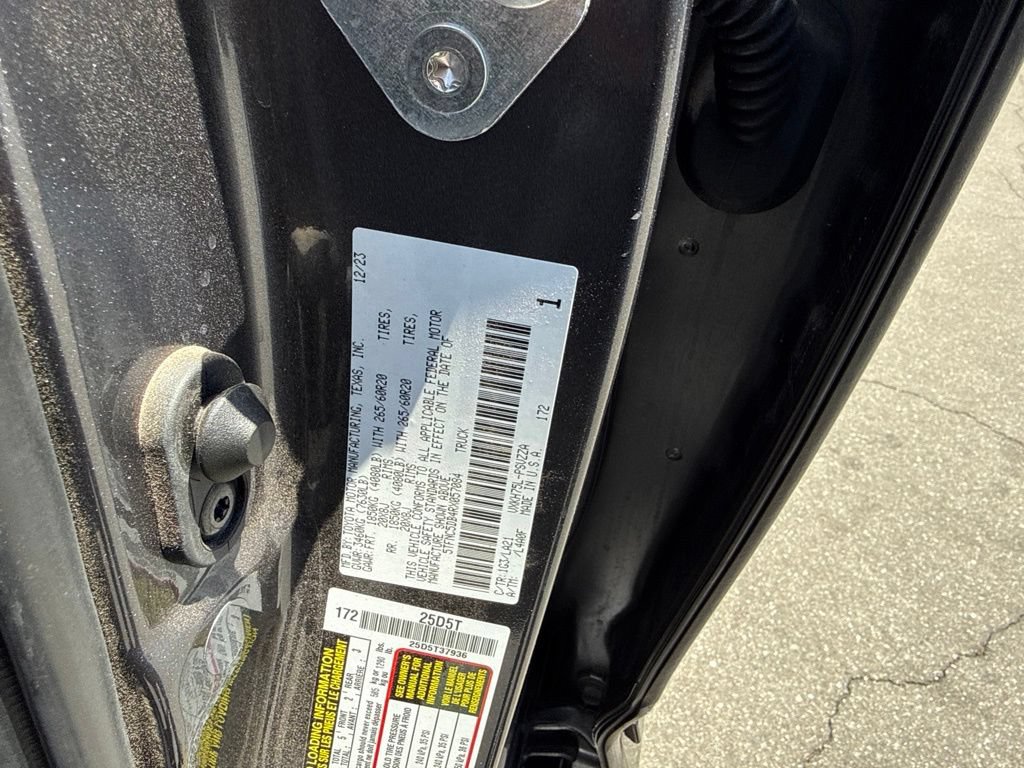 Used 2024 Toyota Tundra Platinum AWD/4WD image 17
