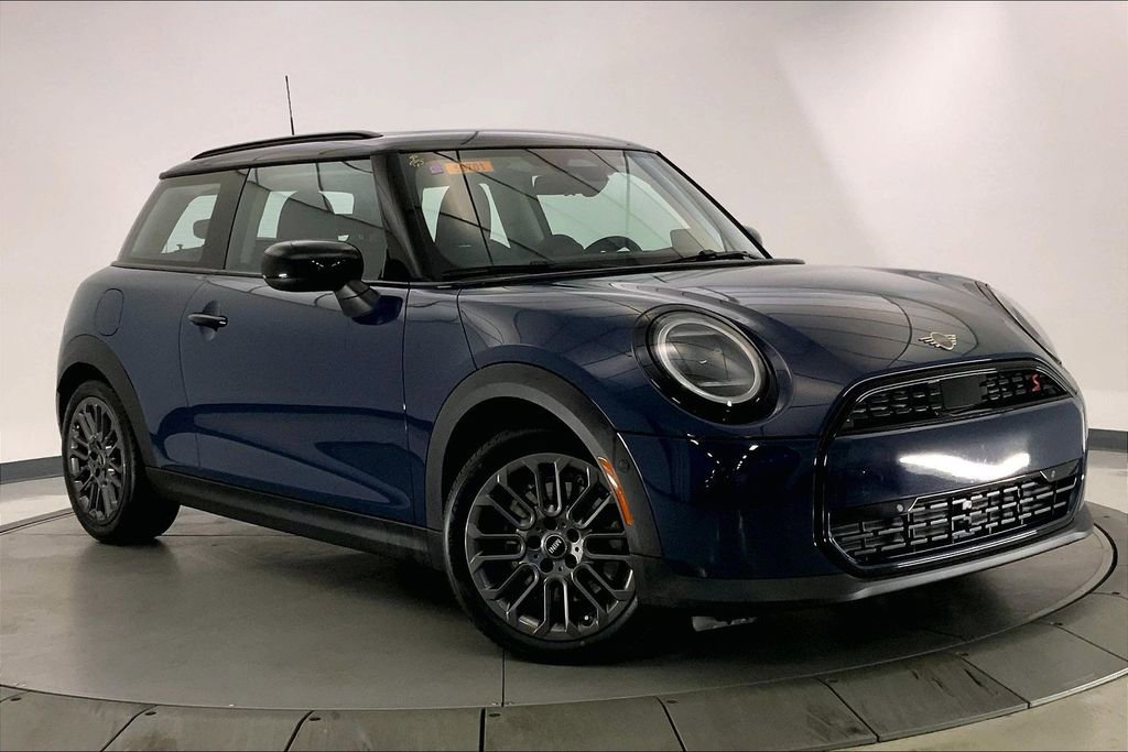 Certified 2025 MINI Cooper S image 33