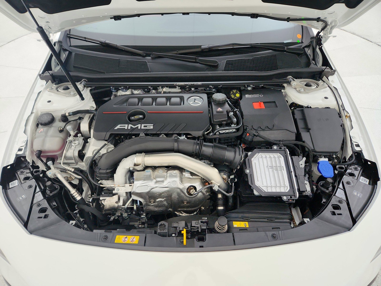 Certified 2025 Mercedes-Benz CLA 35 AMG 4MATIC image 25