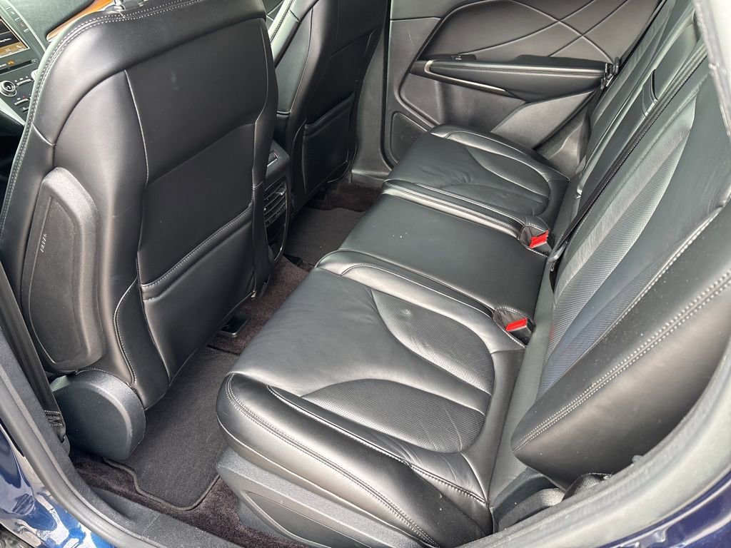 Used 2017 Lincoln MKC Select w/ Lincoln MKC Climate Package image 14