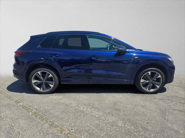 Used 2023 Audi Q4 e-tron Premium Plus w/ Premium Plus AWD/4WD image 2