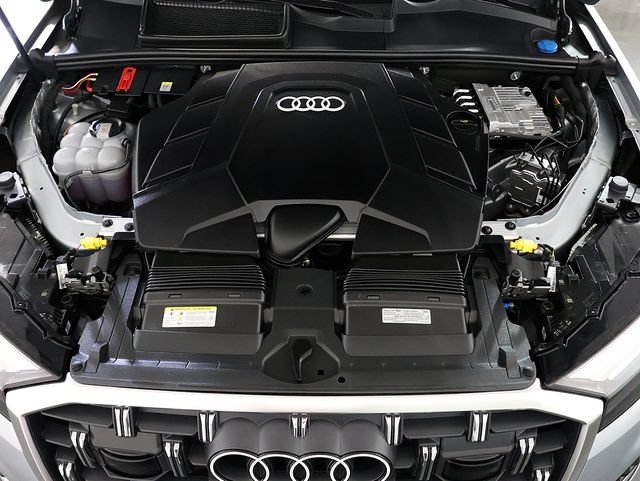 Used 2025 Audi Q7 3.0T Premium Plus AWD/4WD image 42