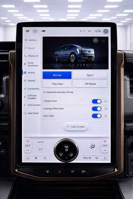 Used 2023 Ford F150 Lightning Lariat w/ Equipment Group 511A High image 26