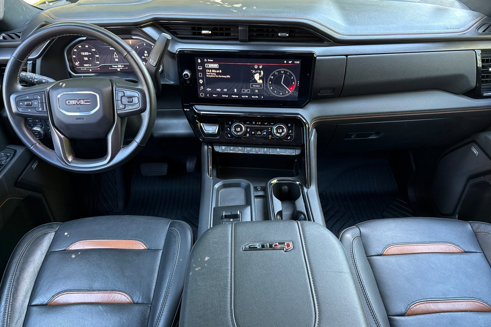 Used 2024 GMC Sierra 2500 AT4 w/ Max Trailering Package AWD/4WD image 17