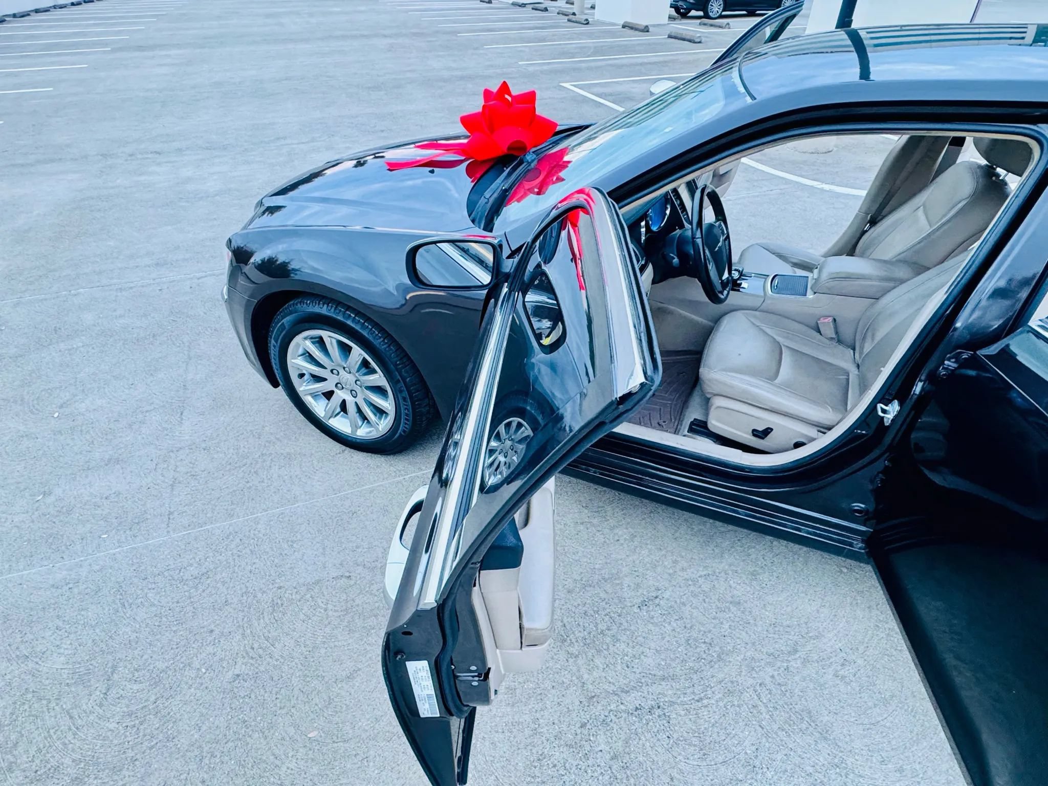 Used 2012 Chrysler 300 Limited RWD image 50