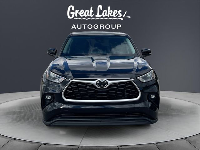 Used 2023 Toyota Highlander LE FWD image 8