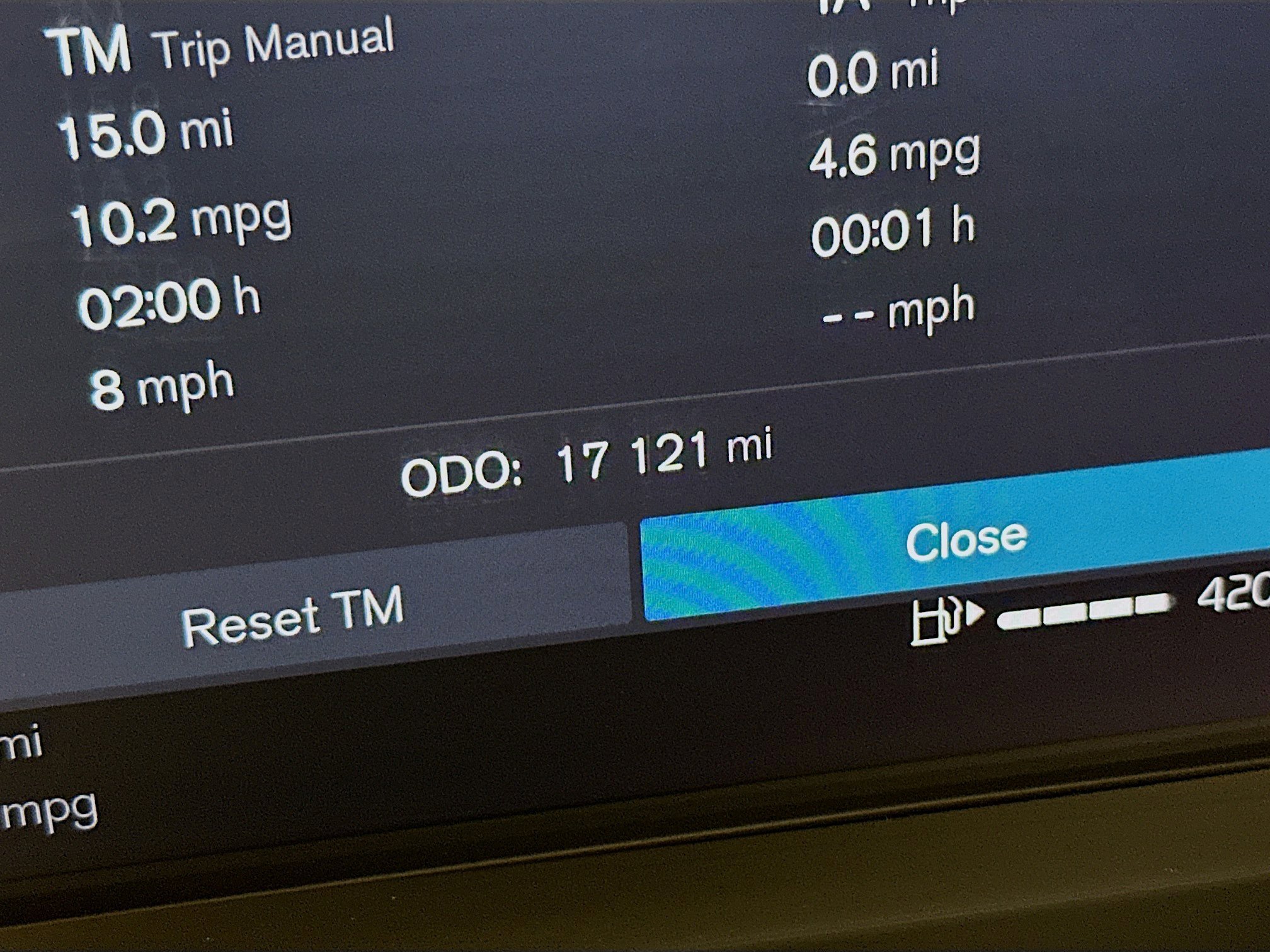 Used 2025 Volvo XC90 B5 Core image 19