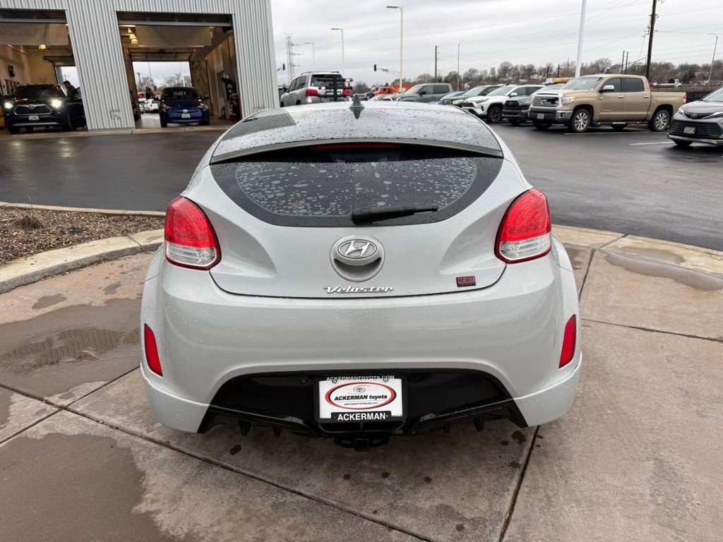 Used 2013 Hyundai Veloster RE:MIX Edition image 7