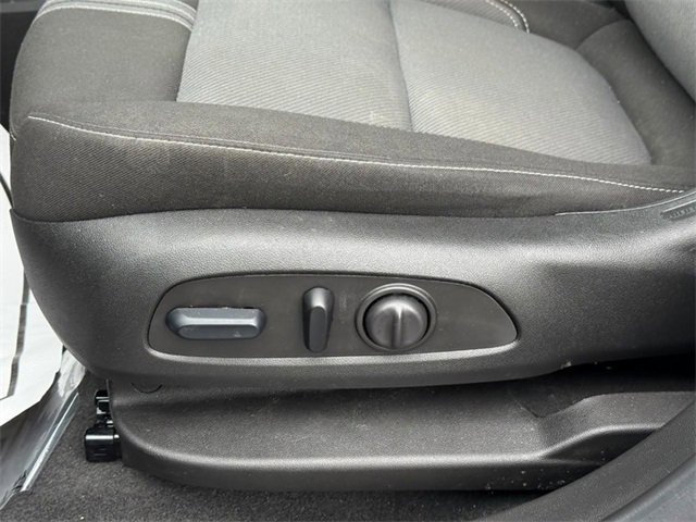 Used 2023 Chevrolet Blazer LT w/ Convenience Package image 17