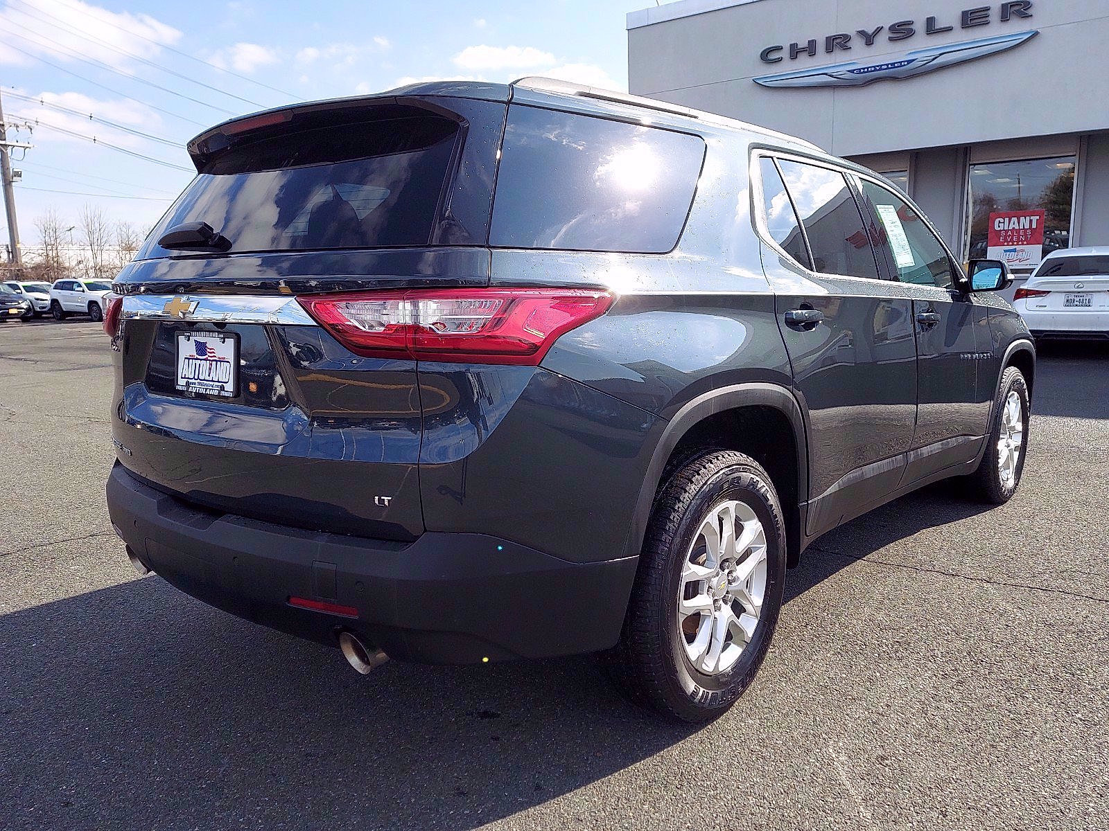 Used 2019 Chevrolet Traverse LT AWD/4WD image 6