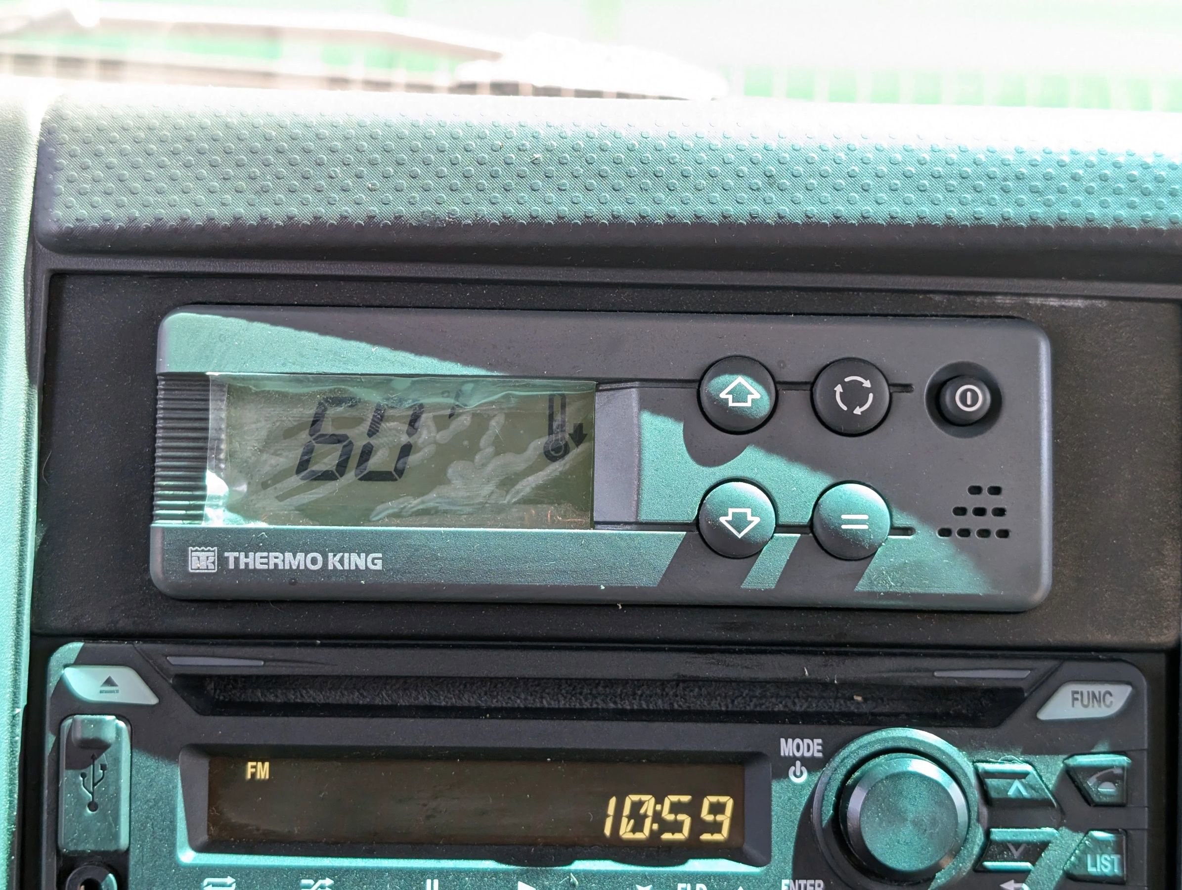 Used 2019 Isuzu NPR RWD image 21