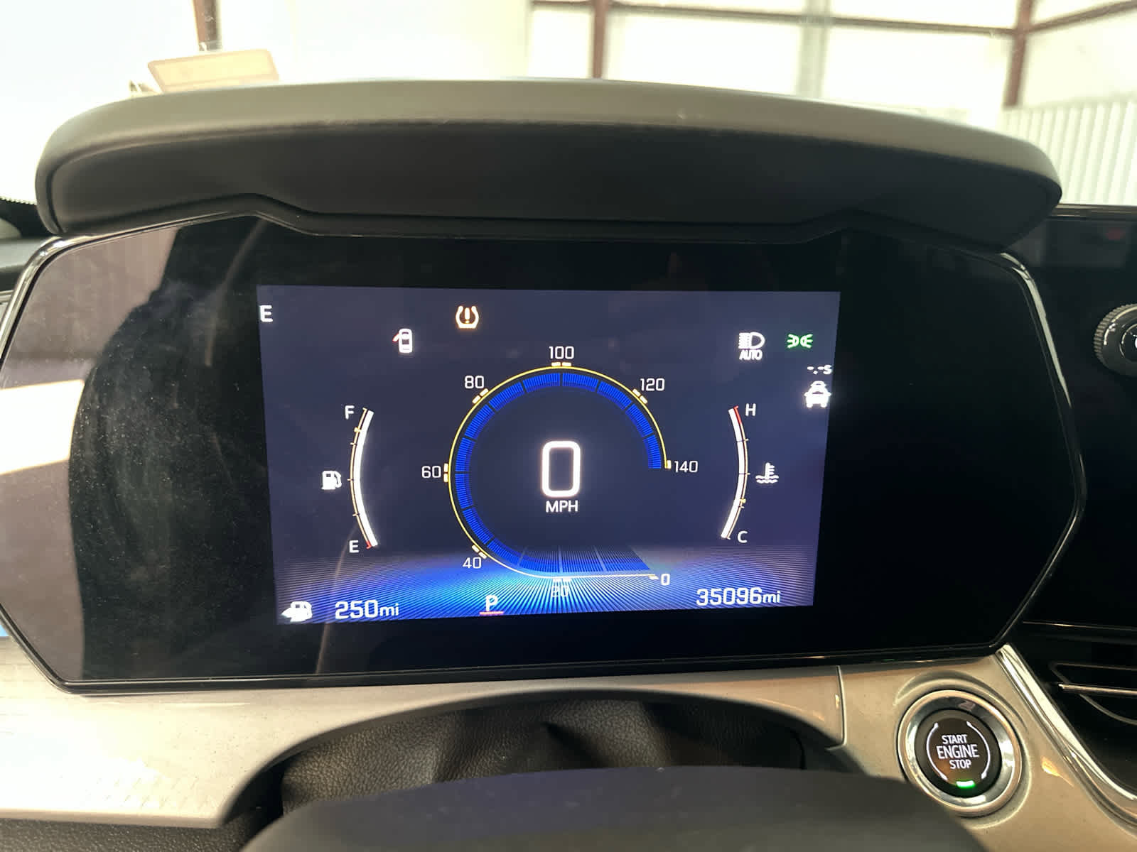 Used 2025 Chevrolet Trax LT FWD image 19