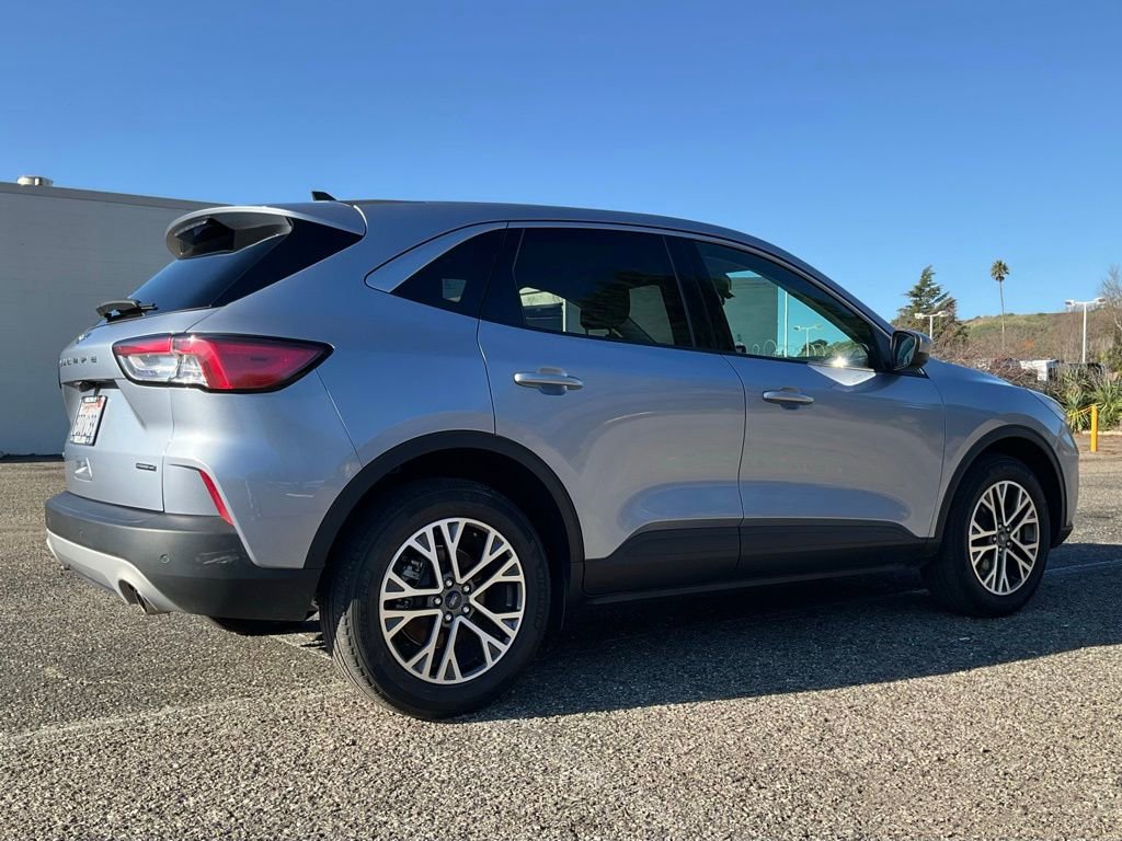 Certified 2022 Ford Escape SEL w/ Technology Package image 67