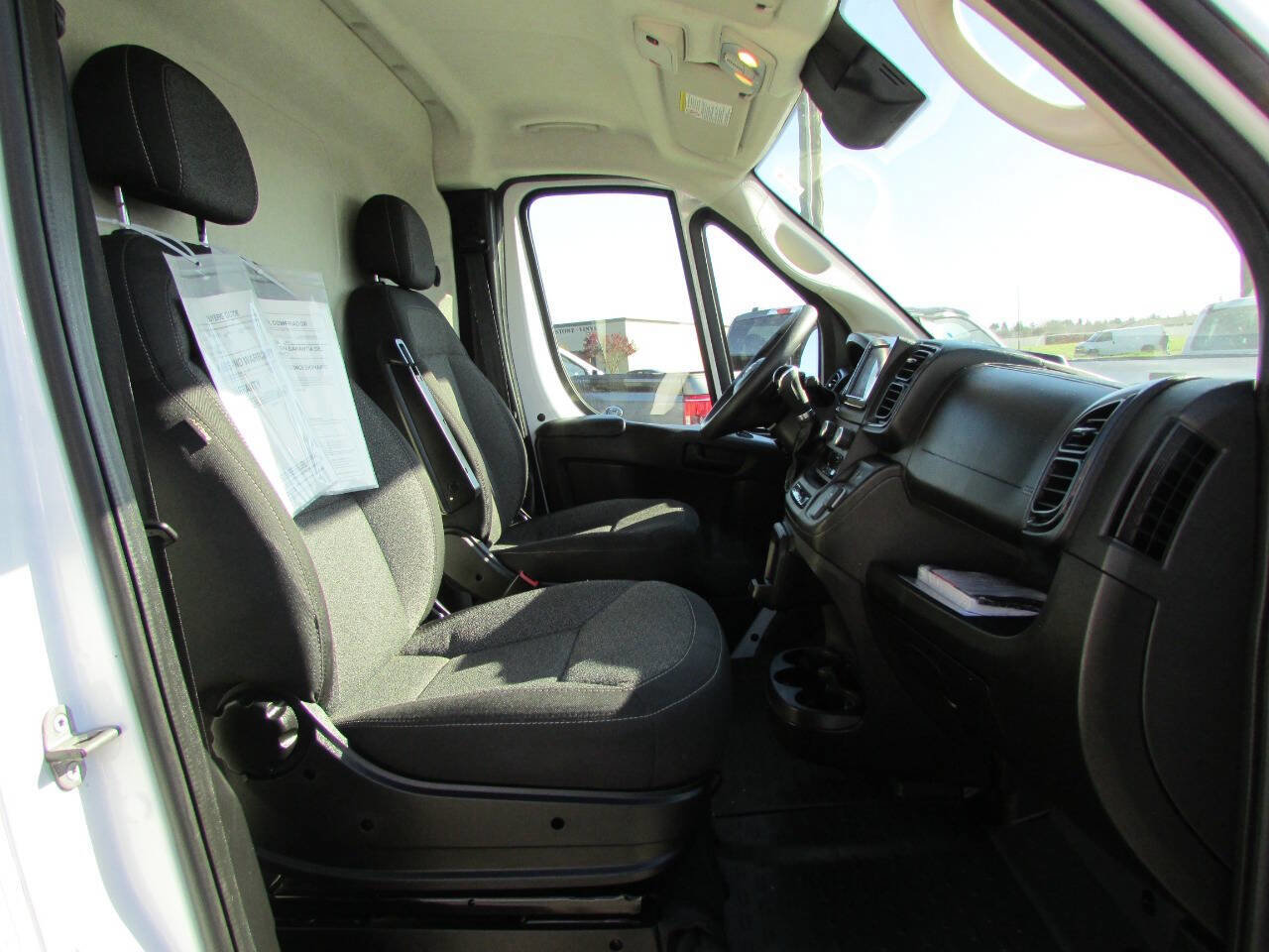 Used 2023 RAM ProMaster 2500 image 16