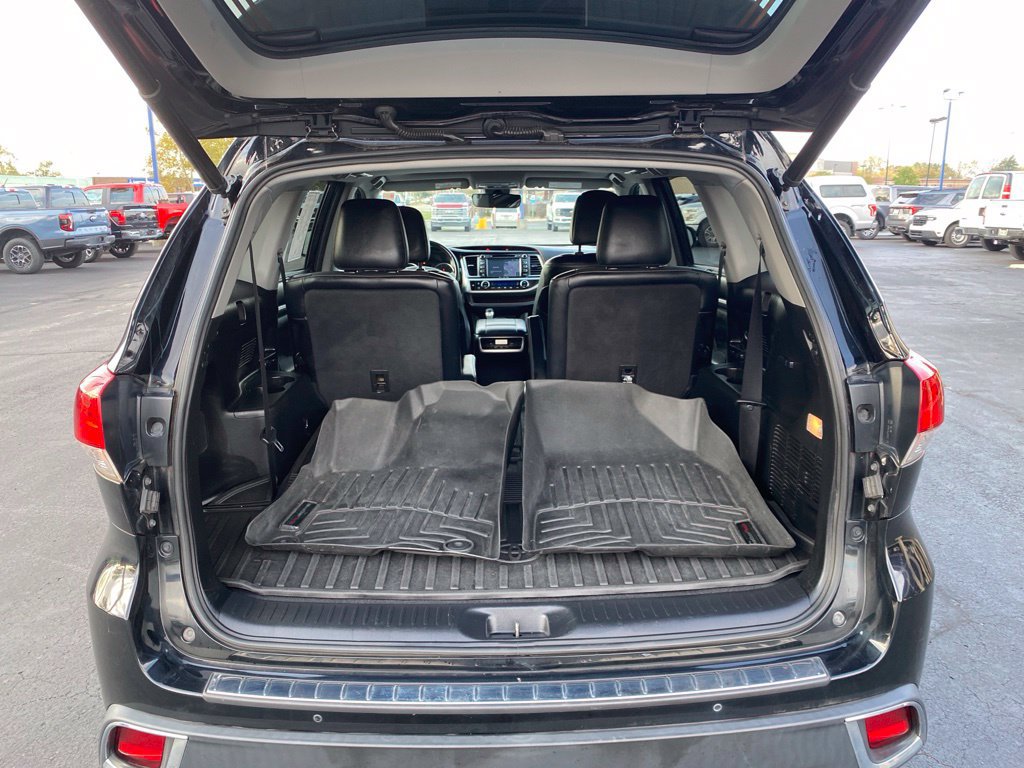 Used 2018 Toyota Highlander Limited w/ Protection Package #3 AWD/4WD image 54