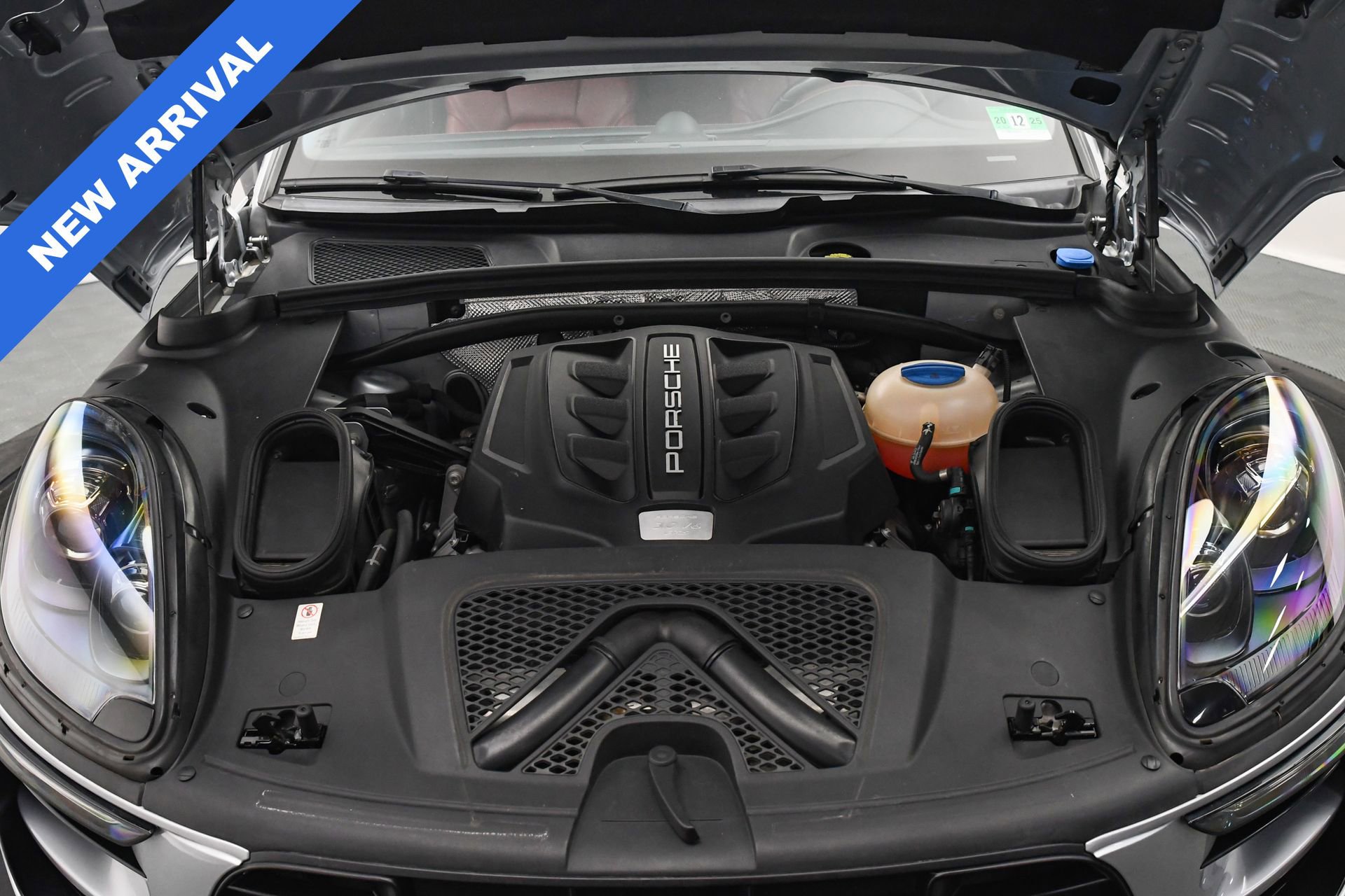 Used 2017 Porsche Macan GTS image 28