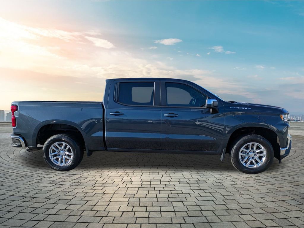 Used 2021 Chevrolet Silverado 1500 LT image 4