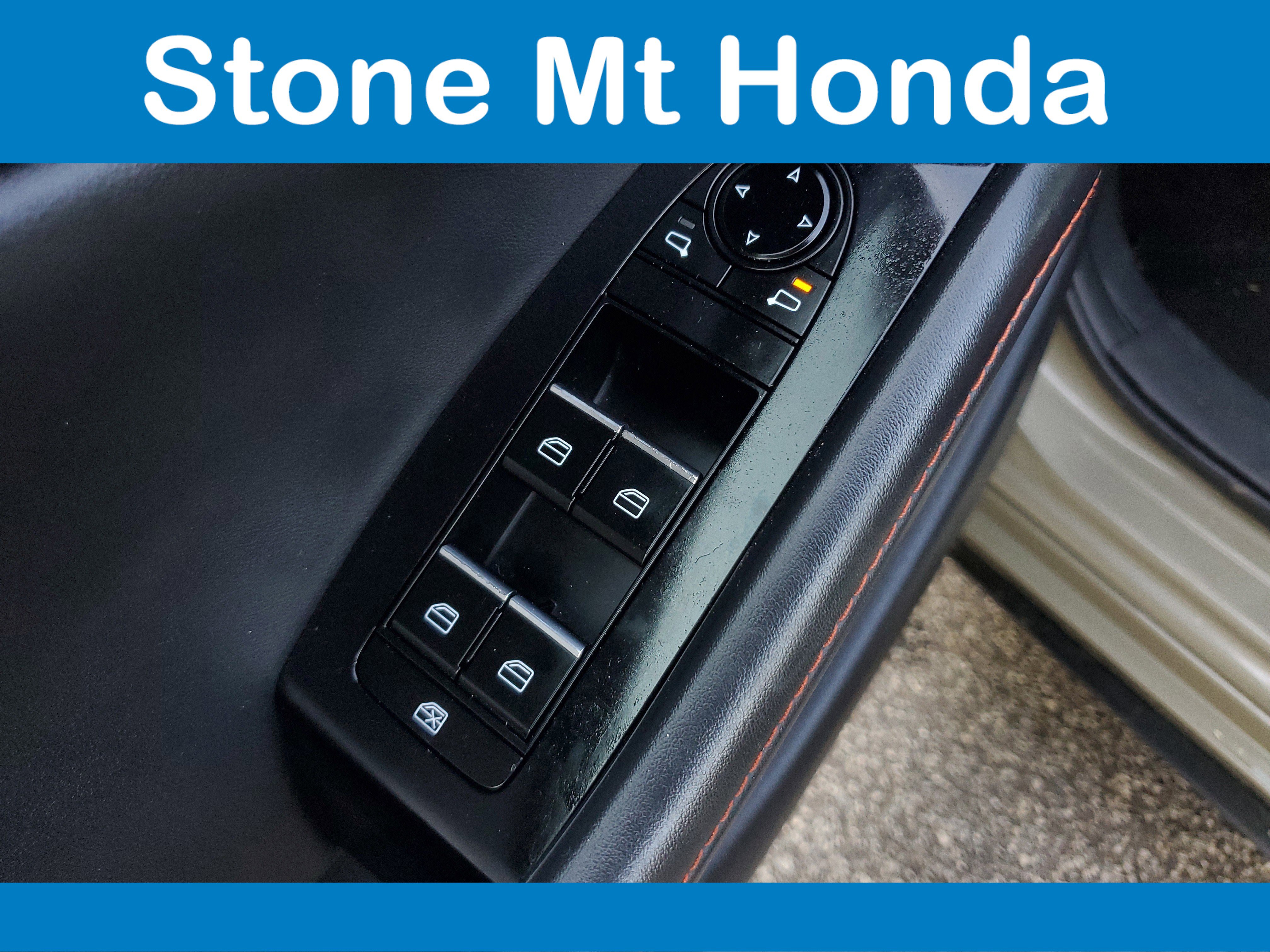 Used 2024 MAZDA MAZDA3 s image 19