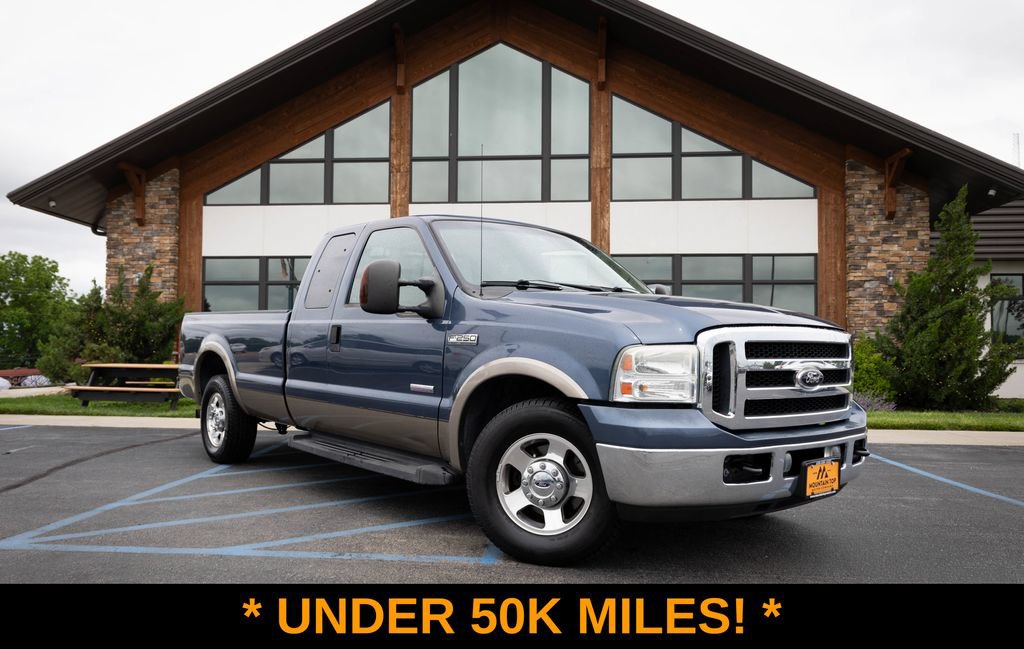 Used 2007 Ford F250 Lariat RWD image 1