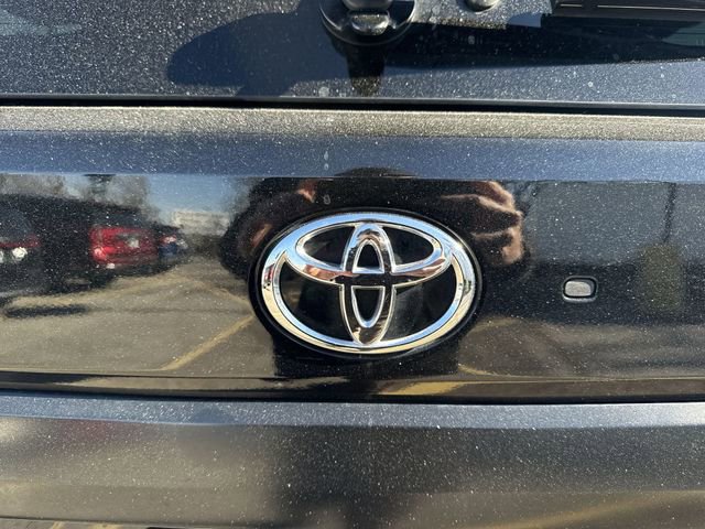 Used 2025 Toyota Sequoia SR5 image 31