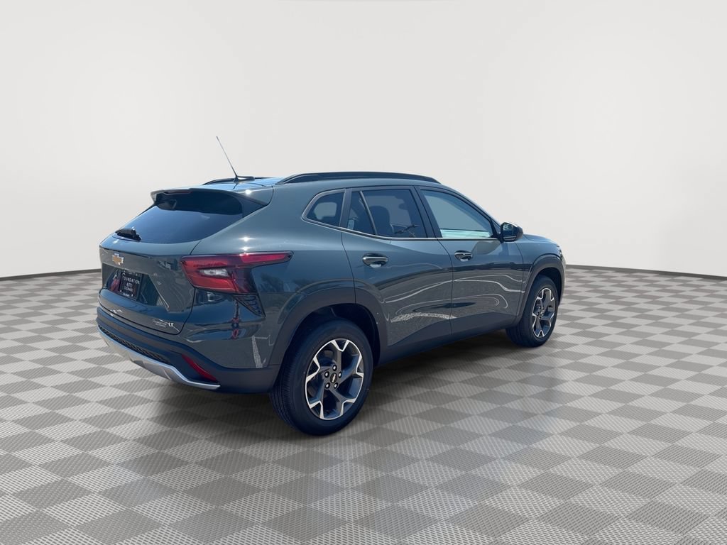 New 2026 Chevrolet Trax LT w/ Driver Confidence Package FWD image 8