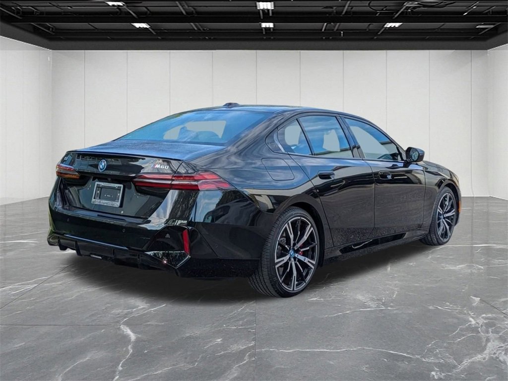 Used 2024 BMW i5 M60 w/ Premium Package image 10