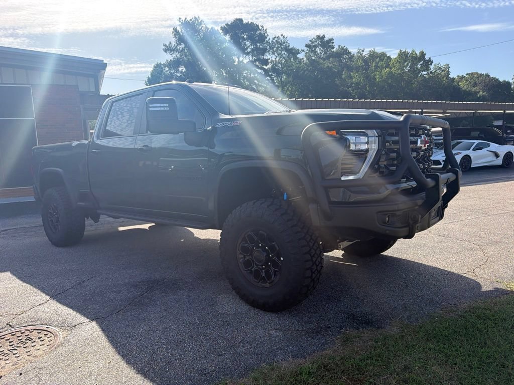 New 2026 Chevrolet Silverado 2500 ZR2 w/ ZR2 Bison Edition AWD/4WD image 3