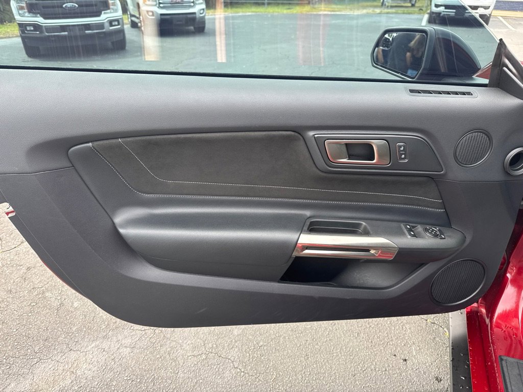 Used 2017 Ford Mustang Shelby GT350 image 10