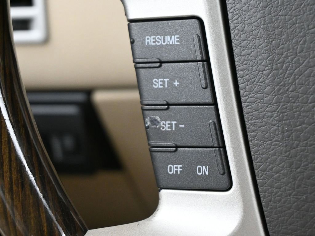 Used 2008 Lincoln MKX 2WD image 5