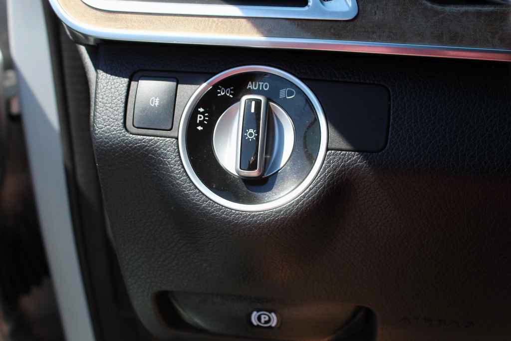 Used 2014 Mercedes-Benz E 350 Sedan w/ Premium 1 Package image 13