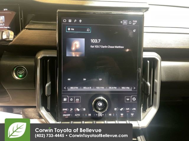 Used 2025 GMC Acadia Denali image 13