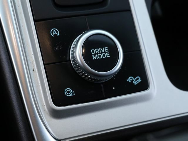 Used 2024 Ford Explorer XLT w/ Equipment Group 202A image 28