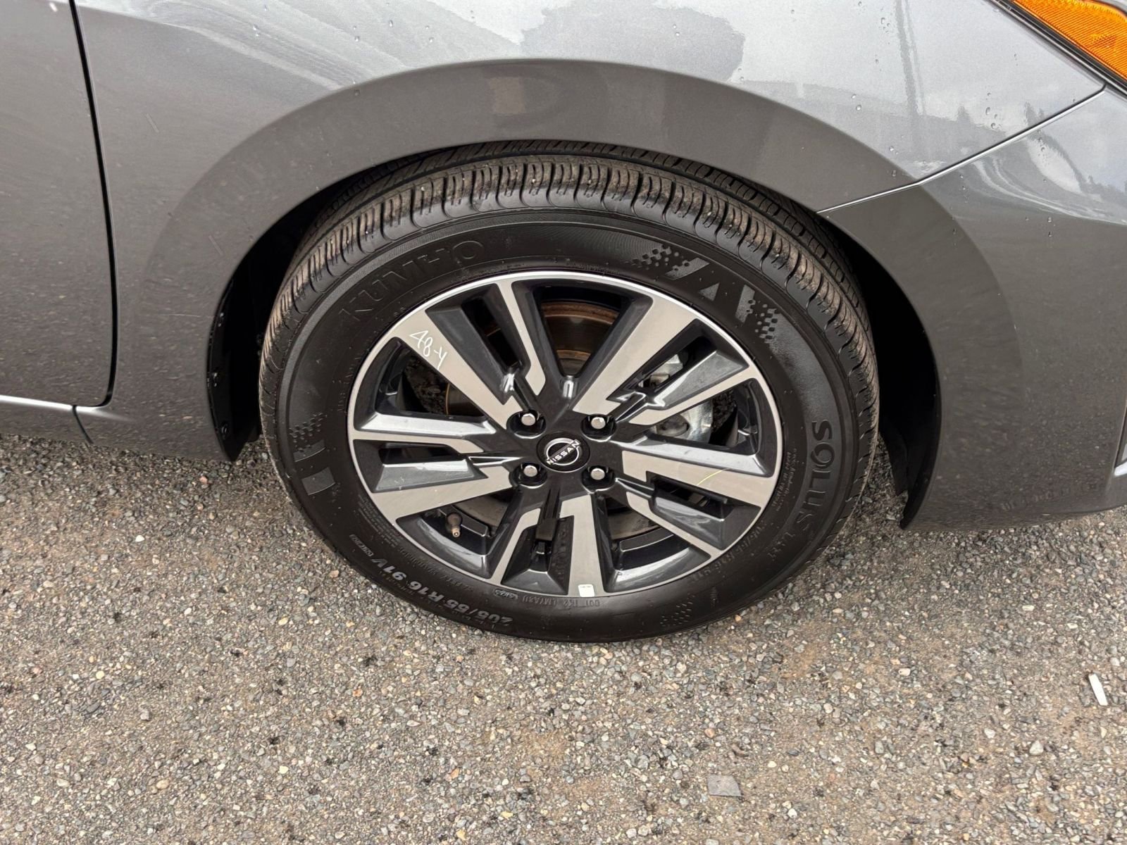 Used 2025 Nissan Versa SV image 28