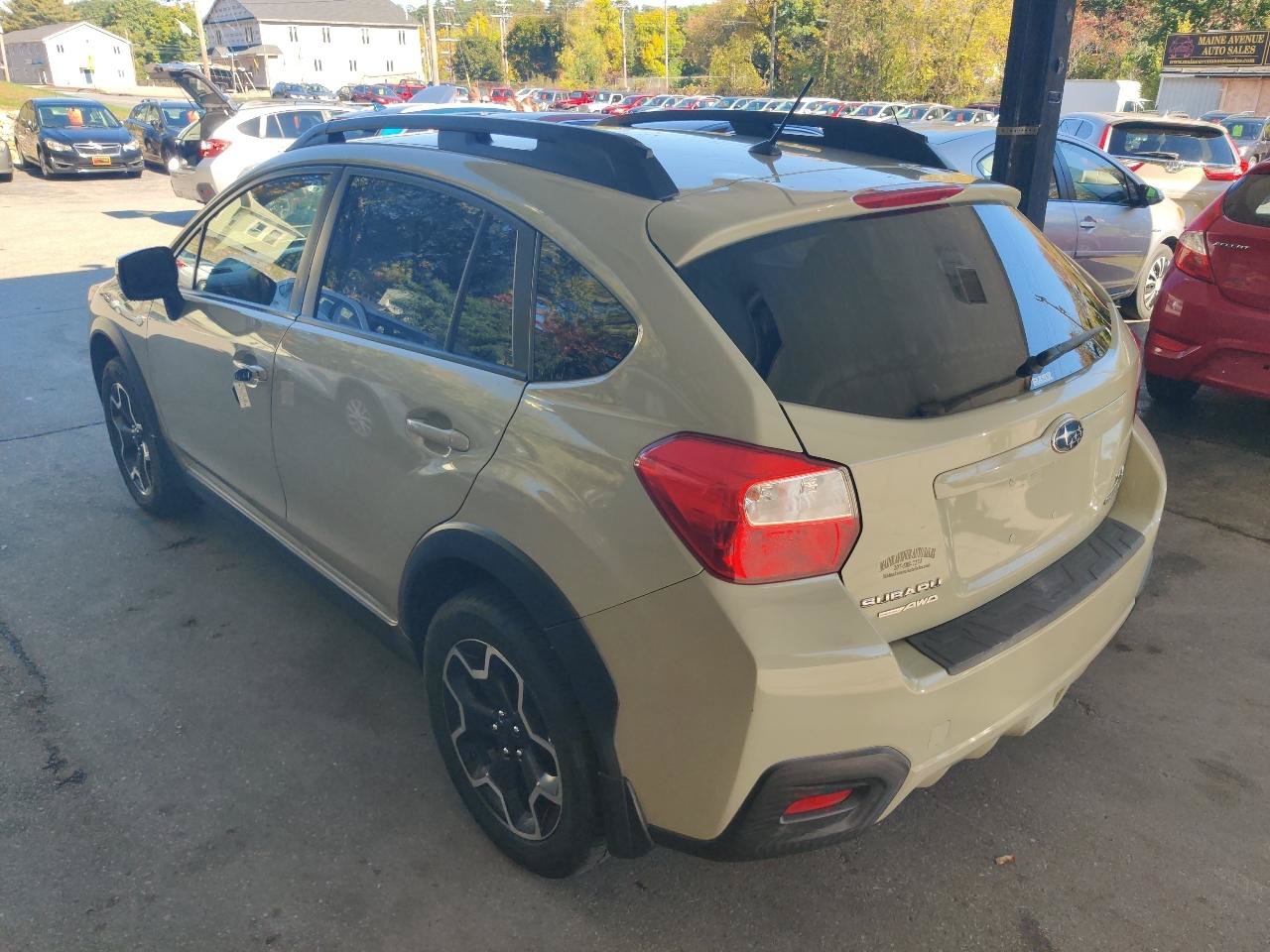 Used 2014 Subaru Crosstrek 2.0i Premium AWD/4WD image 4