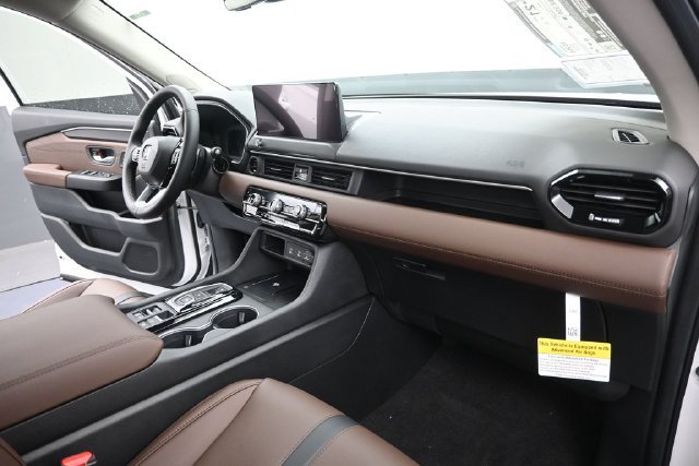 New 2026 Honda Pilot Touring image 25