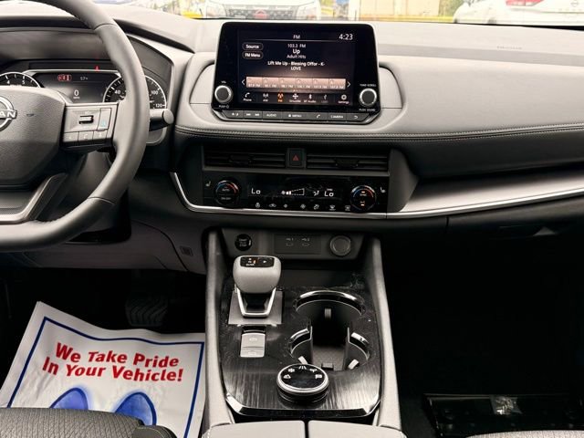 New 2026 Nissan Rogue SV w/ Cold Weather Package AWD/4WD image 25
