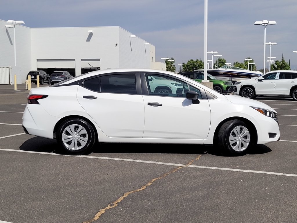 Used 2023 Nissan Versa S w/ Trunk Package FWD image 5