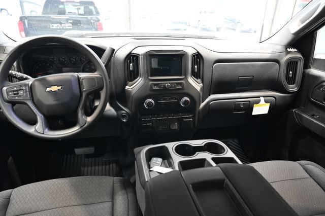 New 2026 Chevrolet Silverado 2500 Custom w/ Custom Value Package AWD/4WD image 15