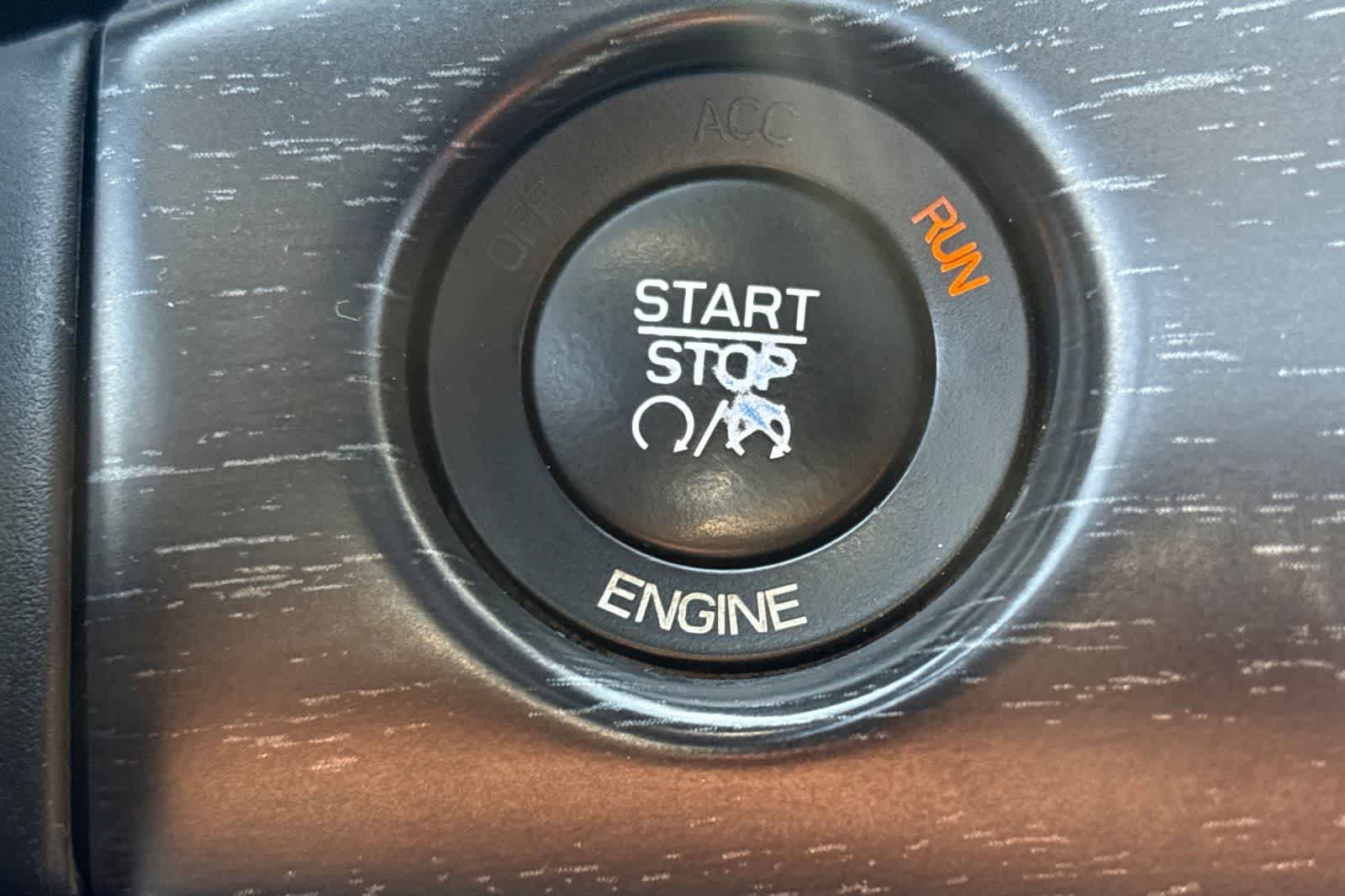Used 2015 Jeep Grand Cherokee Altitude RWD image 23