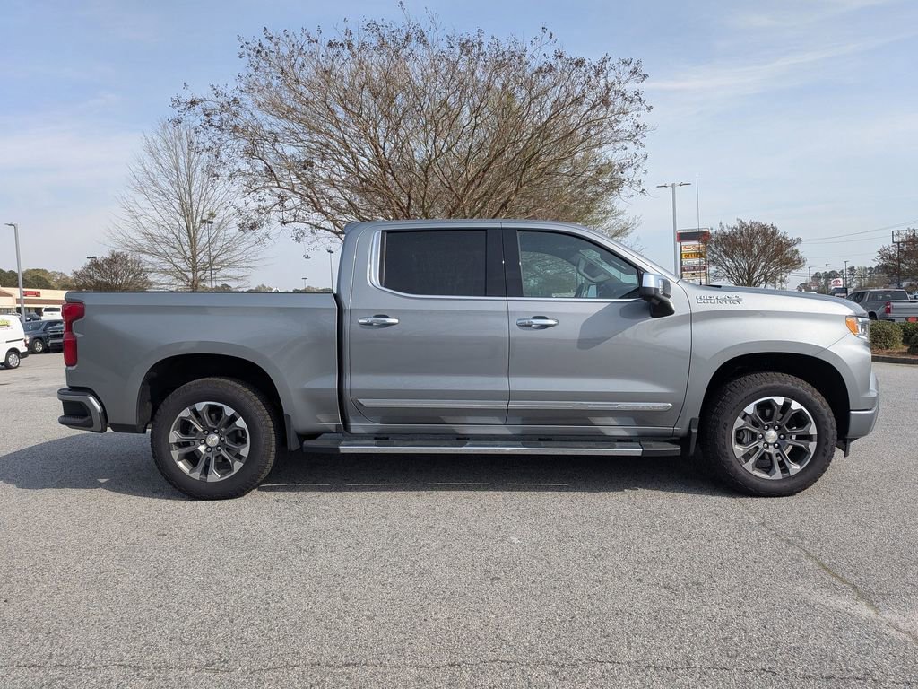 Used 2025 Chevrolet Silverado 1500 High Country w/ Z71 Off-Road Package image 9
