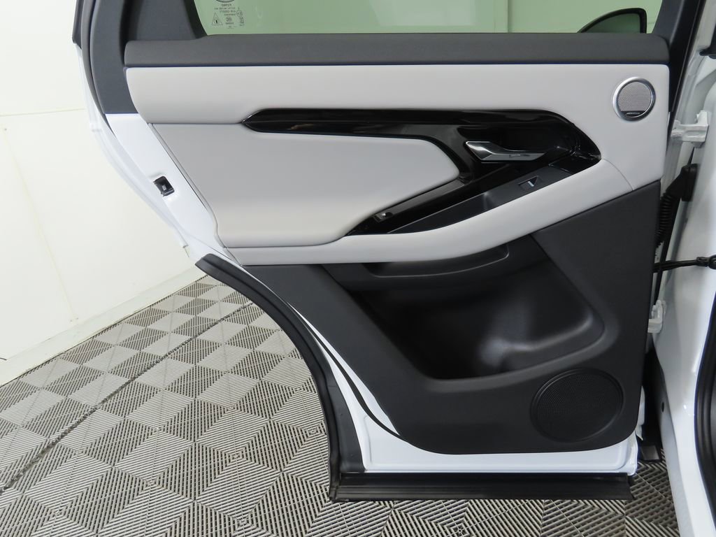 New 2026 Land Rover Range Rover Evoque Dynamic SE image 28