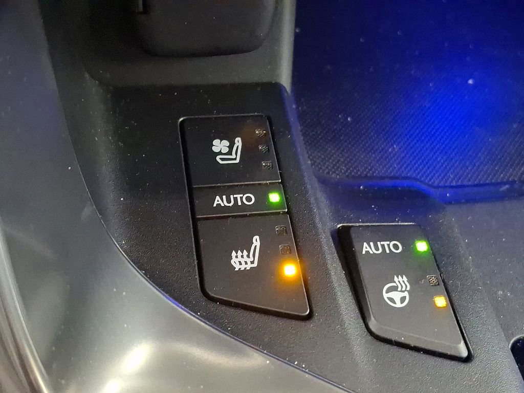 Used 2024 Lexus LX 600 4WD w/ Appearance Package image 19