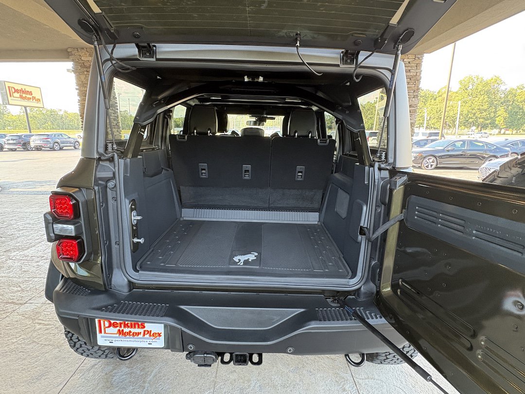 Used 2025 Ford Bronco Raptor AWD/4WD image 37
