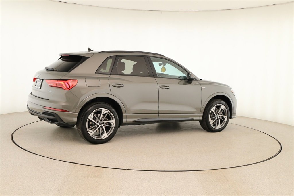 New 2025 Audi Q3 2.0T Premium image 7