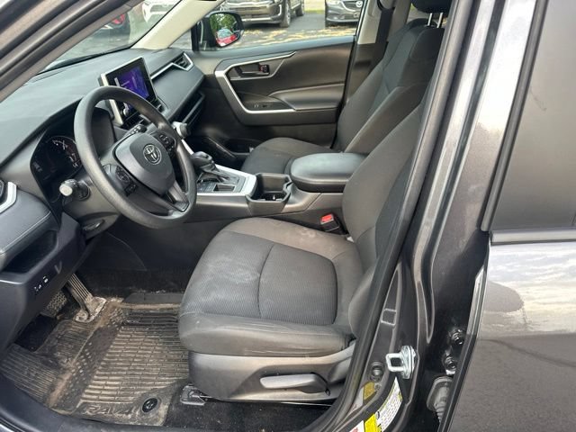 Used 2024 Toyota RAV4 LE FWD image 11