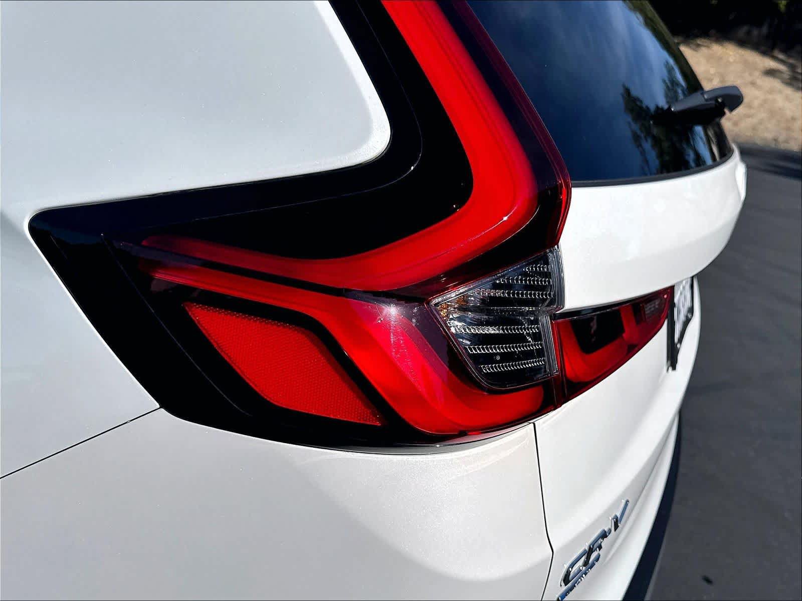 Used 2025 Honda CR-V Sport Touring image 33