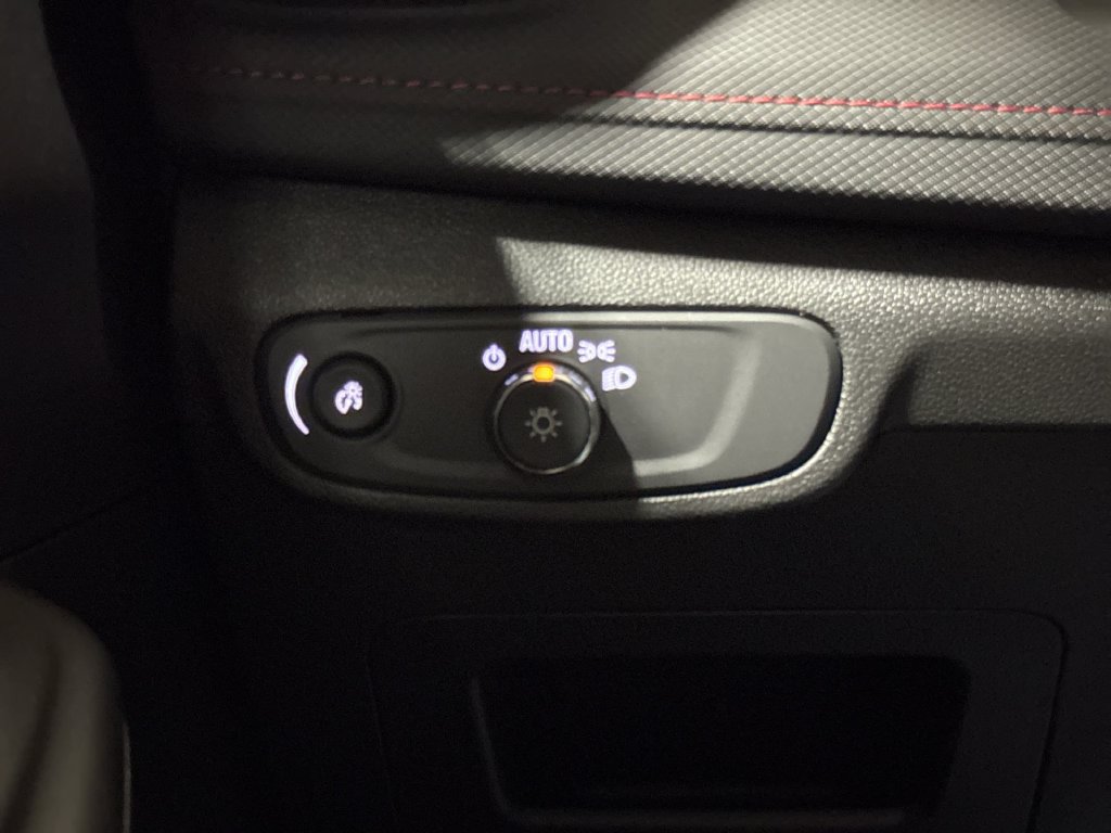 Used 2026 Chevrolet TrailBlazer RS w/ Convenience Package FWD image 18