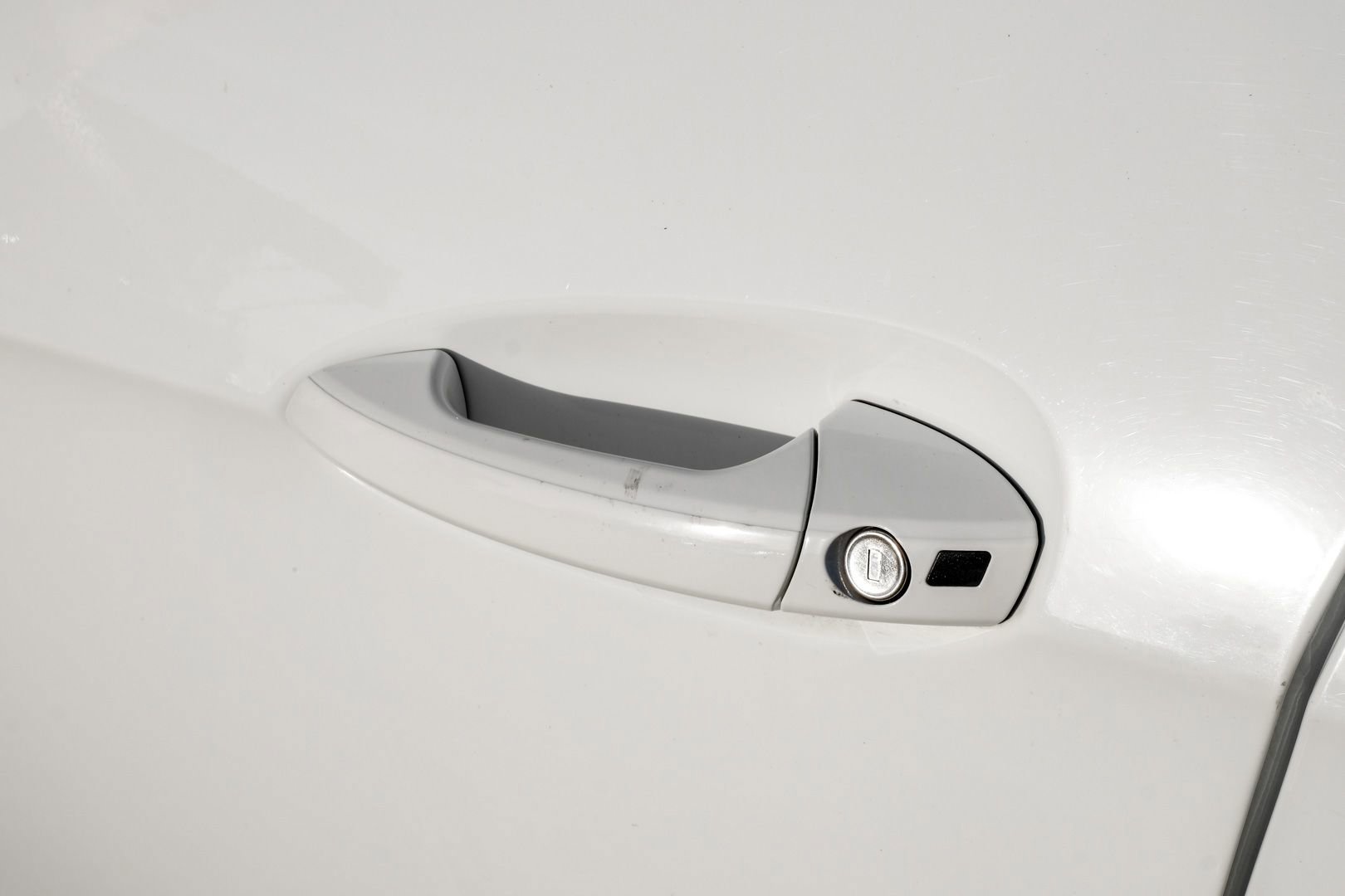 Used 2014 Mercedes-Benz E 350 Sedan w/ Premium 1 Package image 35