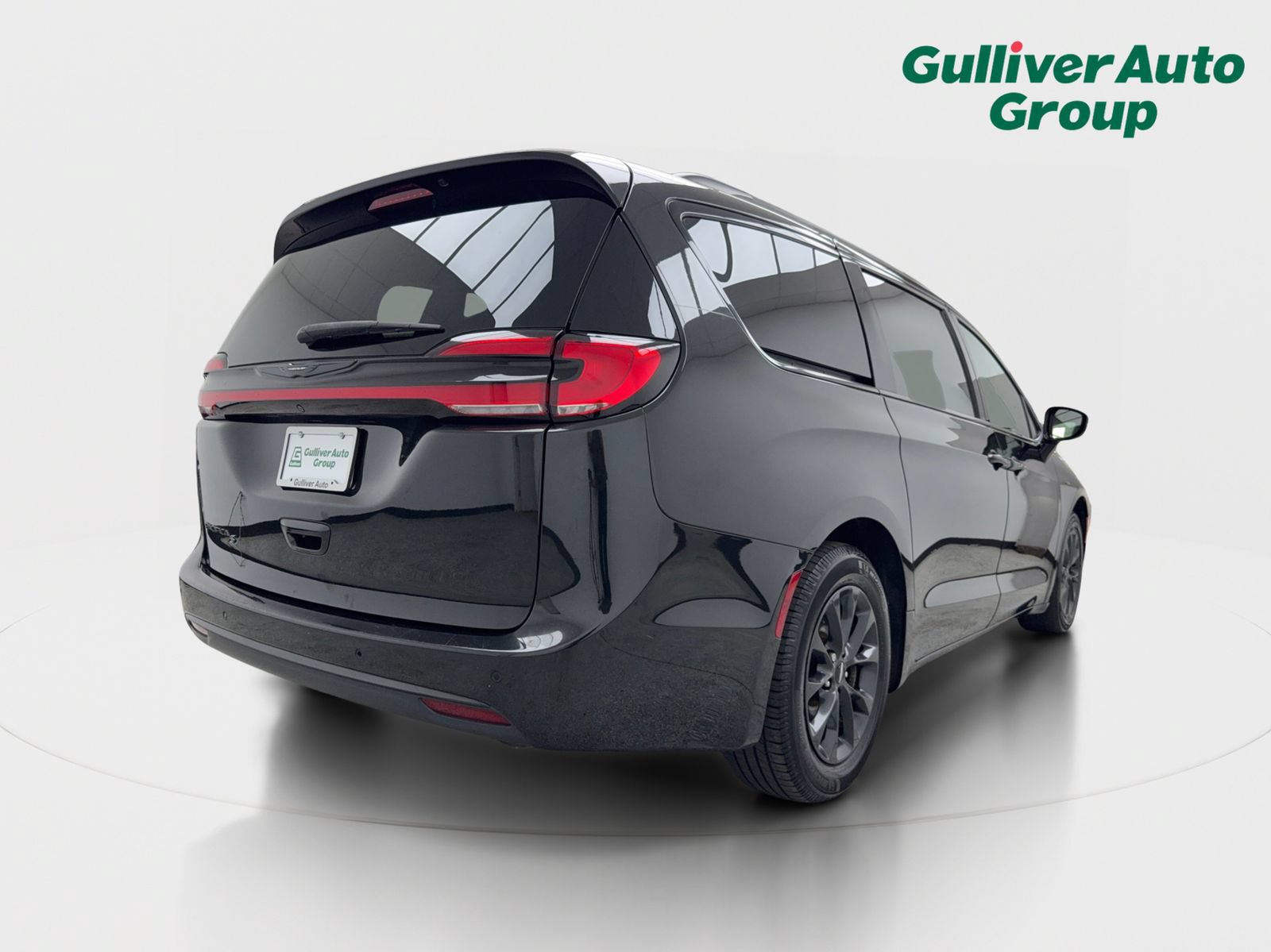 Used 2021 Chrysler Pacifica Touring-L w/ S Appearance Package FWD image 8